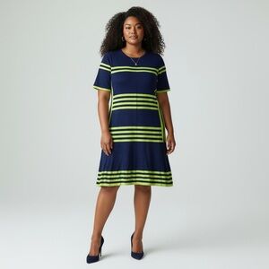 Navy & brat green short sleeve midi sweater dress
